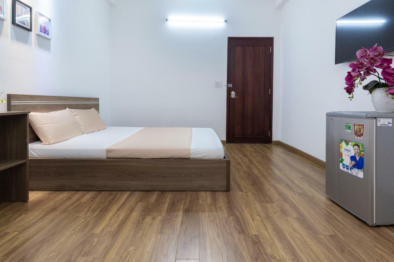 Cozrum Homes Truong Dinh Cidade de Ho Chi Minh Exterior foto